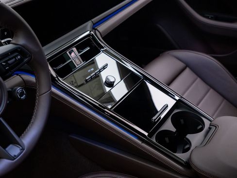 New 2026 Porsche Panamera 4 AWD/4WD image 11