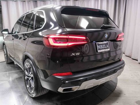 Used 2023 BMW X5 sDrive40i w/ Premium Package image 8