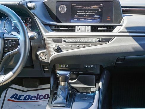 Used 2020 Lexus ES 350 w/ Premium Package FWD image 15