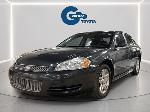 Used 2016 Chevrolet Impala LT FWD image 1