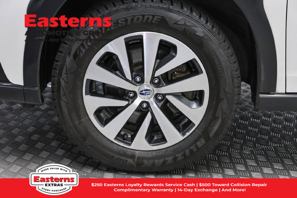 Used 2023 Subaru Outback Premium AWD/4WD image 31