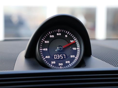 Used 2017 Porsche Panamera image 21