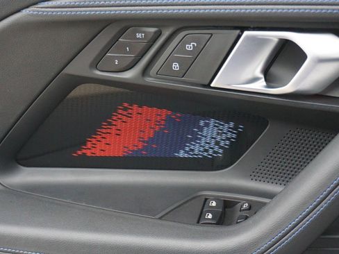 Used 2025 BMW M2 w/ Lighting Package image 22