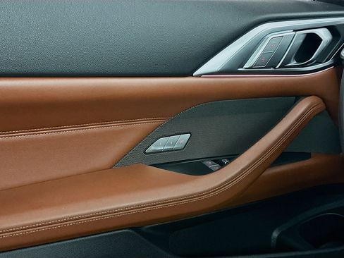 Used 2025 BMW M4 Competition w/ Executive Package image 15