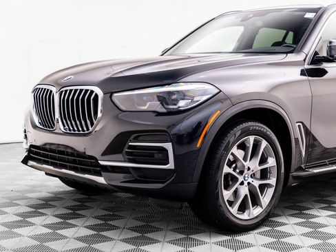 Used 2023 BMW X5 xDrive40i w/ Premium Package AWD/4WD image 31