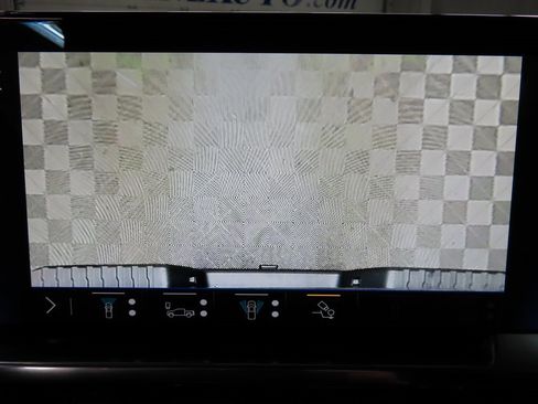 Used 2024 Chevrolet Silverado 2500 LT w/ Midnight Edition image 23