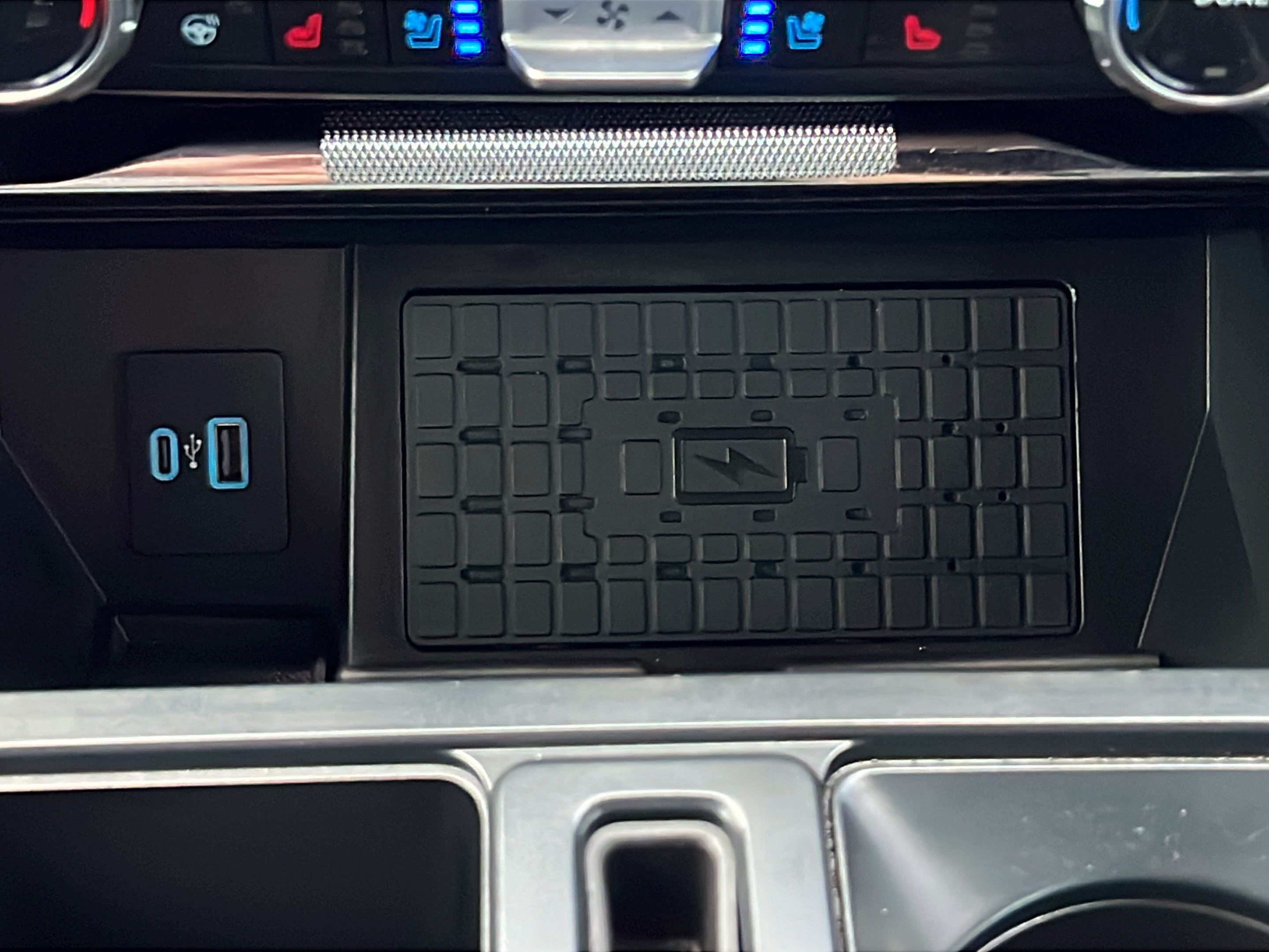 Used 2024 Ford F150 Raptor AWD/4WD image 18