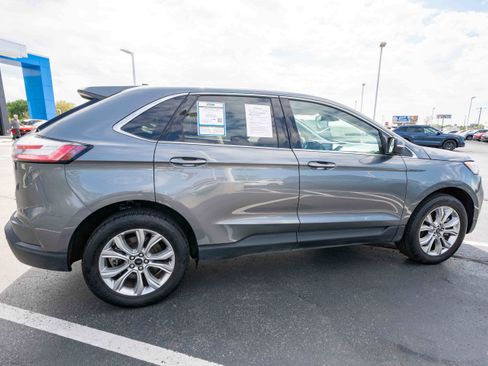 Used 2024 Ford Edge Titanium AWD/4WD image 6