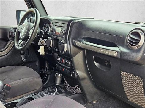 Used 2015 Jeep Wrangler Sport AWD/4WD image 21