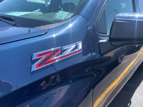 Used 2020 Chevrolet Silverado 1500 LT w/ All-Star Edition image 3