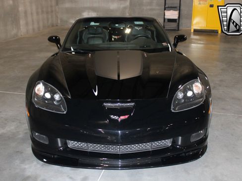 Used 2013 Chevrolet Corvette 427 w/ 1SB Preferred Equipment Group image 8