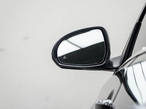 Used 2023 Mercedes-Benz C 300 4MATIC Sedan image 14