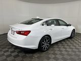 Used 2016 Chevrolet Malibu LT w/ Leather Package image 4