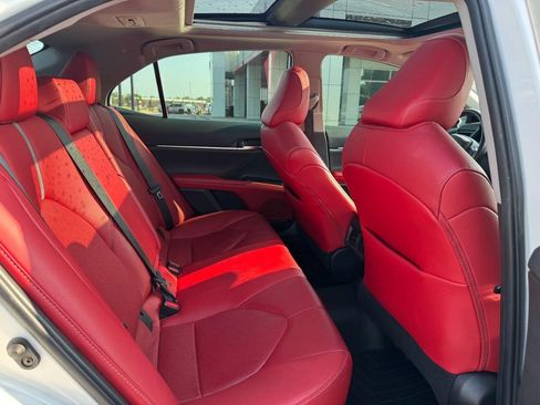 Certified 2020 Toyota Camry XSE FWD image 11