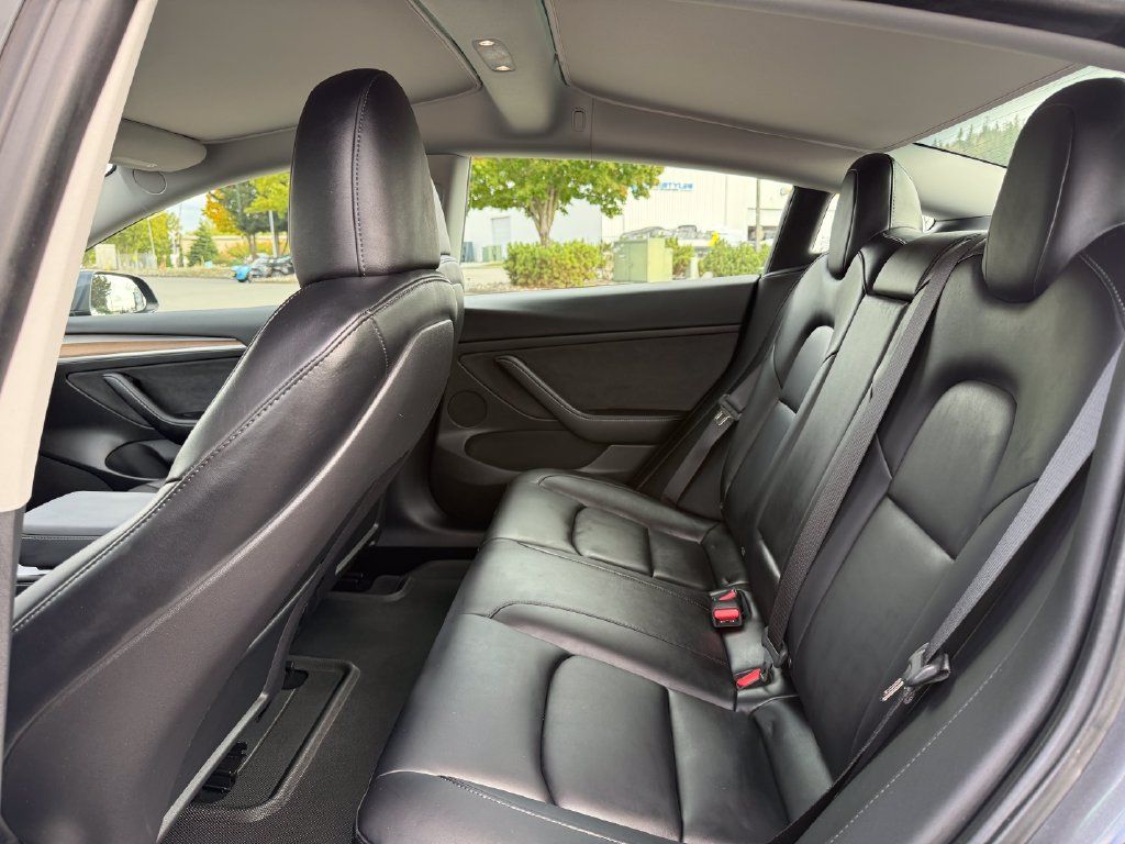 Used 2023 Tesla Model 3 Performance AWD/4WD image 15