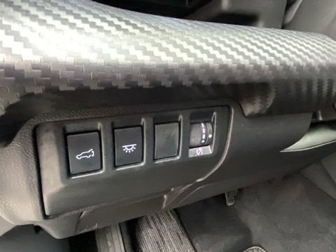 Used 2023 Subaru Ascent Premium w/ Convenience Package image 21