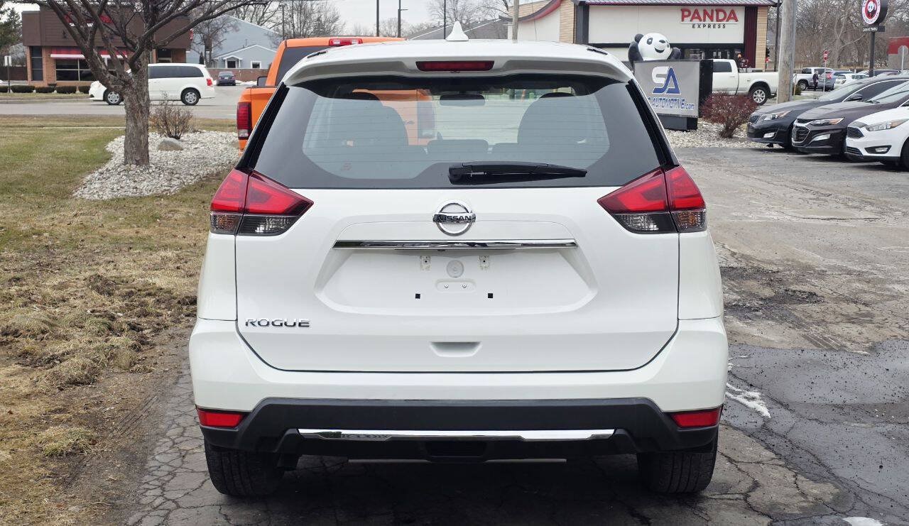 Used 2017 Nissan Rogue S FWD image 5