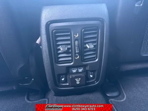 Used 2024 Dodge Durango R/T AWD/4WD image 30
