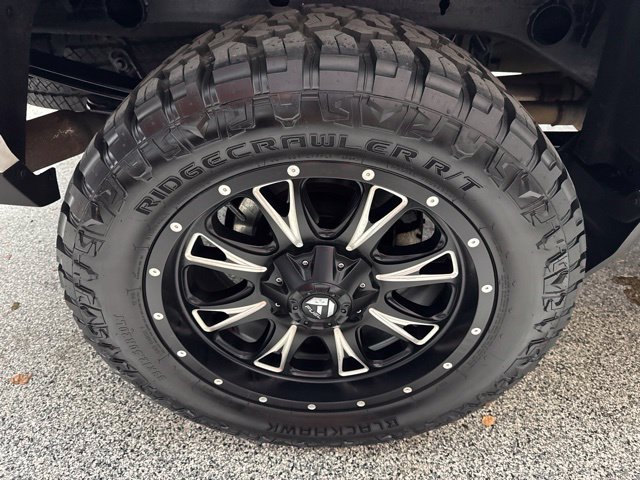 Used 2018 Chevrolet Silverado 1500 LT w/ All Star Edition AWD/4WD image 22