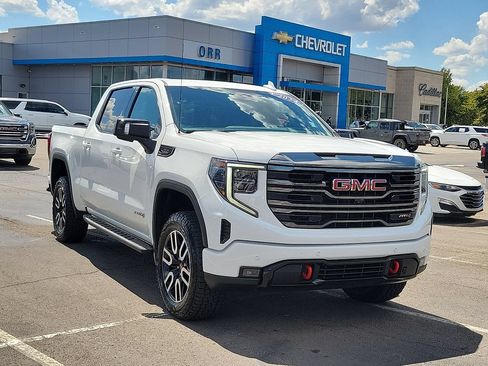 Used 2024 GMC Sierra 1500 AT4 w/ Technology Package AWD/4WD image 1