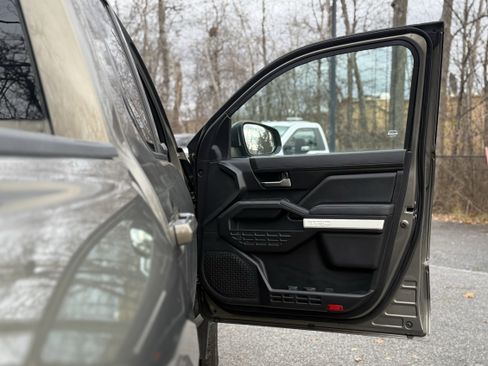 Used 2024 Toyota Tacoma TRD Sport image 35