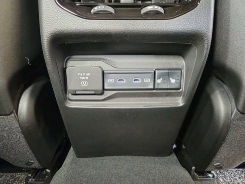 New 2026 Jeep Grand Cherokee Limited AWD/4WD image 13