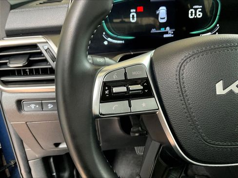 Used 2023 Kia Telluride S w/ S Sunroof Package FWD image 11