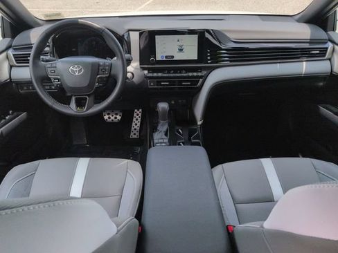 Used 2026 Toyota Camry SE FWD image 14