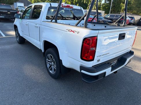 Certified 2022 Chevrolet Colorado W/T w/ Custom Special Edition AWD/4WD image 4