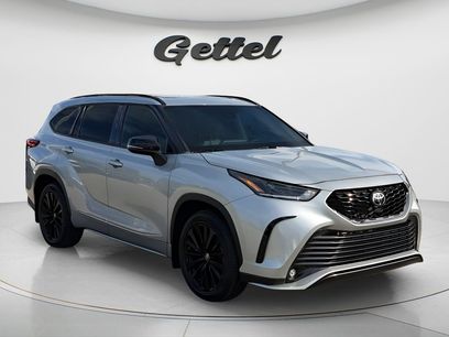 Used 2023 Toyota Highlander XSE