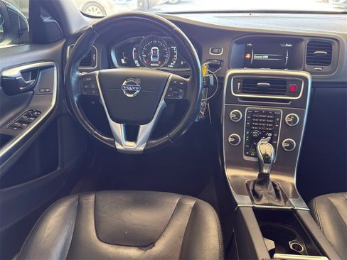 Used 2015 Volvo S60 T5 Premier image 26