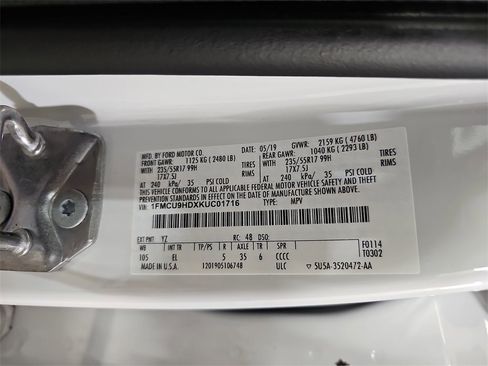 Used 2019 Ford Escape SEL image 40