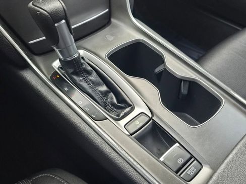 Used 2019 Honda Accord LX image 29