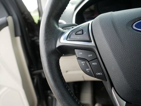 Used 2019 Ford Edge Titanium w/ Cold Weather Package AWD/4WD image 25