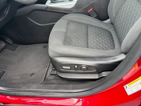 Used 2022 Chevrolet Blazer LT image 24