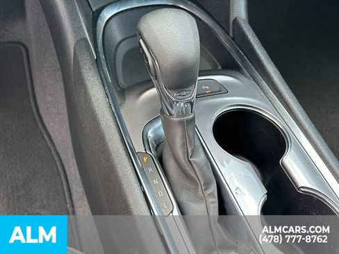 Used 2025 Chevrolet Malibu LT FWD image 35