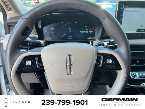 Used 2023 Lincoln Corsair Reserve w/ Towing Package FWD image 16
