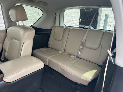 Used 2019 Nissan Armada Platinum w/ Captain's Chairs Package AWD/4WD image 10