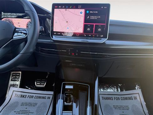 Used 2025 Volkswagen Golf R Black Edition image 13