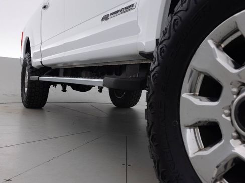 Used 2019 Ford F250 Lariat w/ Lariat Ultimate Package AWD/4WD image 26