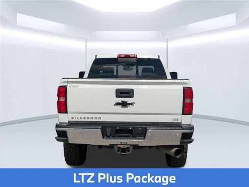 Used 2019 Chevrolet Silverado 2500 LTZ w/ Duramax Plus Package AWD/4WD image 5