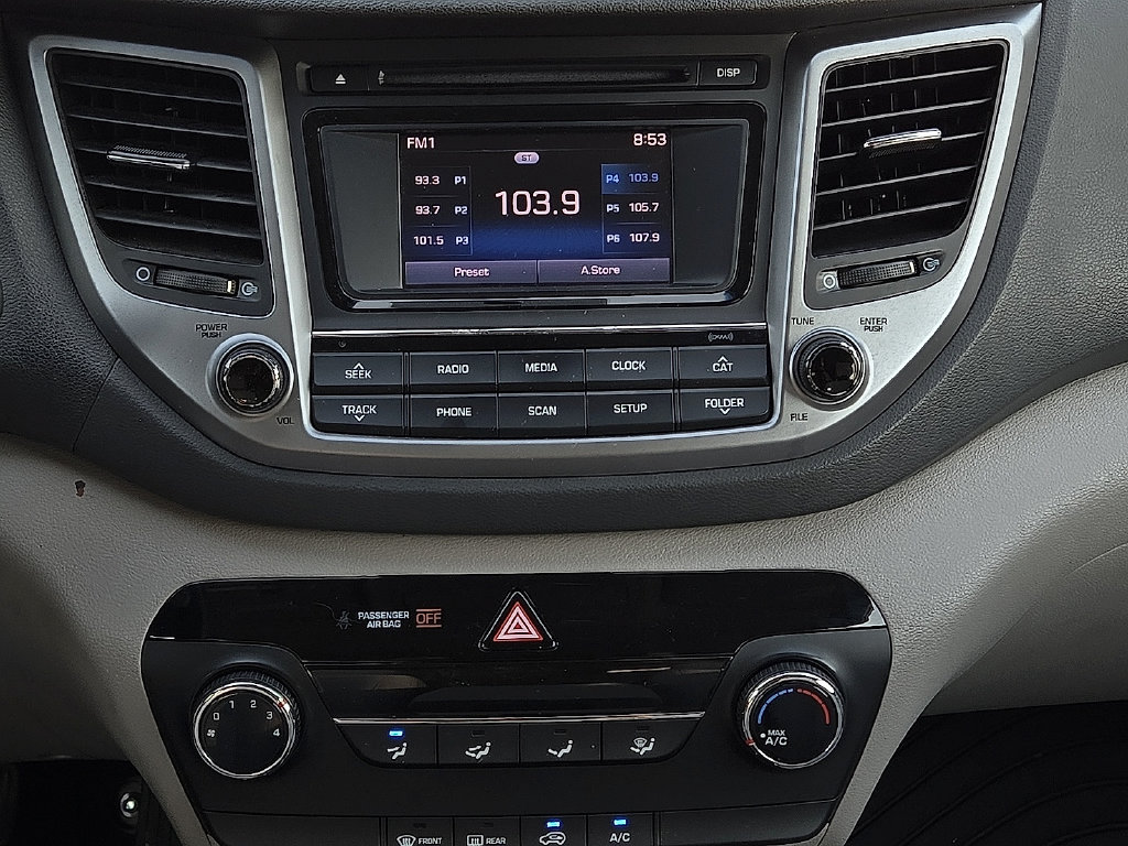 Used 2016 Hyundai Tucson SE w/ Option Group 02 FWD image 11