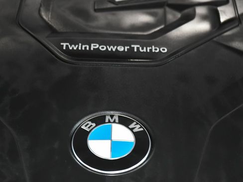 Used 2023 BMW X4 xDrive30i w/ M Sport Package AWD/4WD image 68