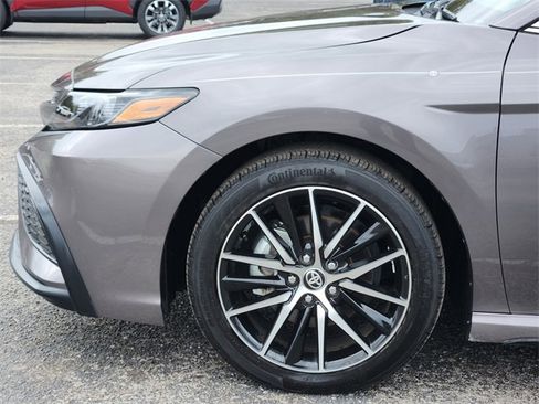 Certified 2024 Toyota Camry SE image 5