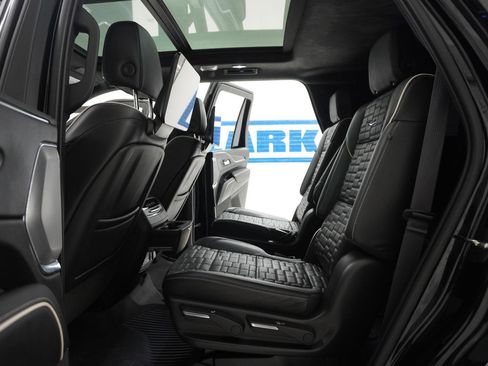 Used 2023 Cadillac Escalade Sport Platinum image 29