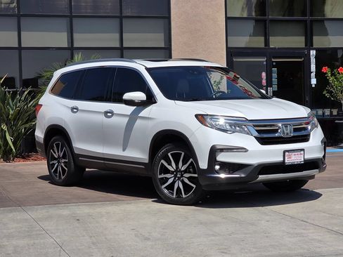 Used 2021 Honda Pilot Elite image 3