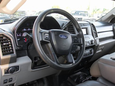 Used 2019 Ford F250 XL w/ Power Equipment Group image 25