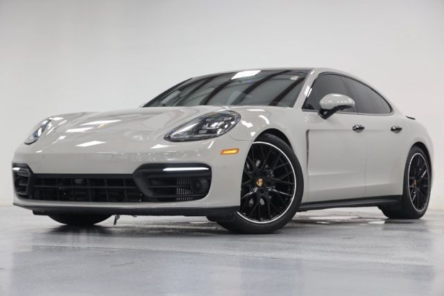 Used 2023 Porsche Panamera Platinum Edition RWD image 9