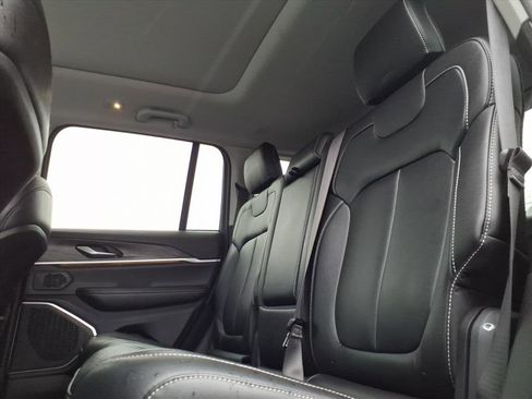 Used 2024 Jeep Grand Cherokee Limited 4xe image 15