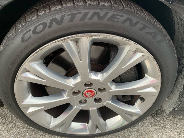 Used 2019 Jaguar XJ Supercharged RWD image 9